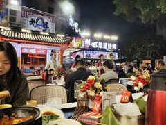 -刘姐啤酒鱼民族演艺餐厅(西街总店)