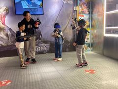 -VR+乐园·VR电竞·家庭亲子·密室逃脱·轰趴团建
