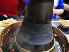 -楼外楼大刀肉传统火锅居(幸福街店)