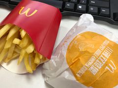 -麦当劳(宁波火车高铁站店)