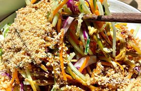 Beautiful Odd-Flavor Noodles