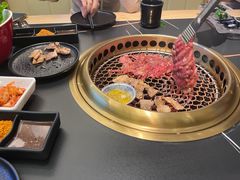 -極屋鮨牛 · 烧肉酒场(时代C馆店)