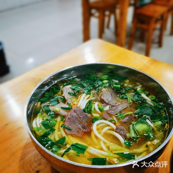 遵义师民虾子羊肉粉(春熙王府井店)