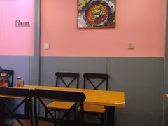 大堂-回·龙虾铺·盆盆蟹·烧烤大排档(回龙观店)