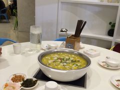 -酸婆娘重庆菜(紫竹路店)