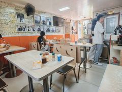 大堂-于记沙布袋馄饨