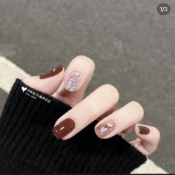 -悦指间美甲美睫