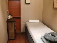 -裕和堂中医推拿艾灸(太古汇臻品店)