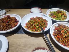 -建辉湖南土菜馆(南大街店)