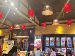 -富正毅三下锅·湘西韵味(天门山索道店)