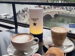 -东岸Cafe 爵士俱乐部