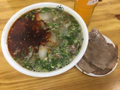 -马德元纯汤牛肉面(太奥广场店)