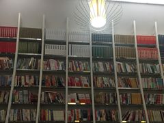 钟书阁-钟书阁(松江泰晤士小镇店)