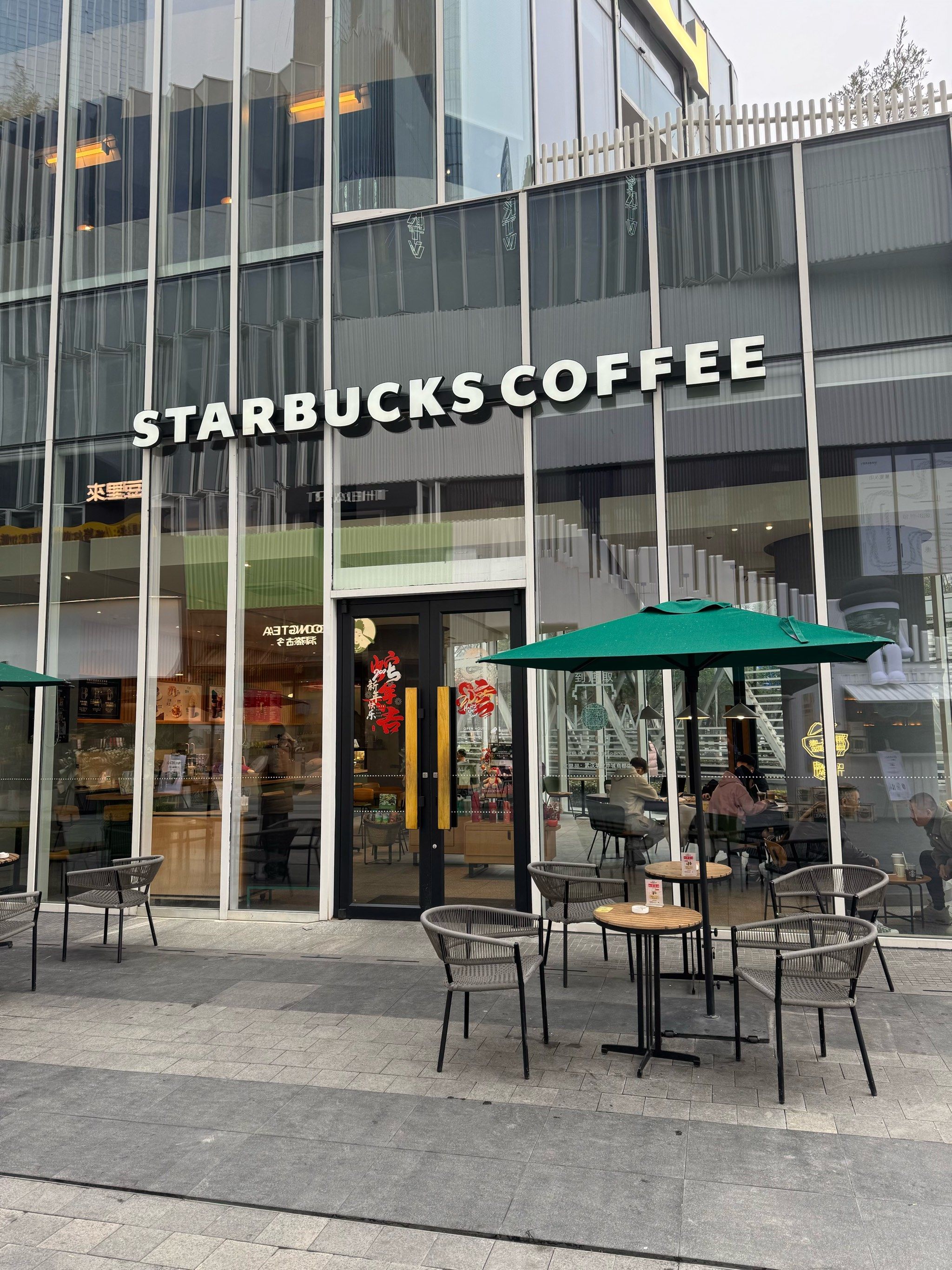 星巴克好吃到无语的蛋糕是什么🤔