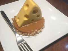 芝士慕斯里夹有咸蛋黄酱-星巴克(厦门SM新生活广场店)