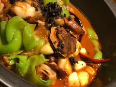 -云海肴·汽锅鸡·云南菜(天山百盛优客店)