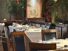 -八府香鸭·啫啫煲(华山路店)