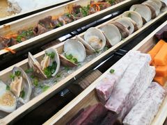 -胡须哥网红竹筒菜