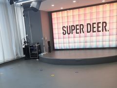 -超鹿运动(五四路恒力城店)