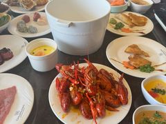 -川骄海鲜自助(王府井奥莱UP TOWN店原世界之花店)