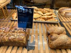 -Dough&Joe团憩(瑞虹天地月亮湾店)