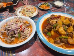 -乡村馕坑肉·烧烤·新疆菜·本地人更爱吃(阿勒泰首店)