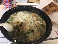 -荀记肉夹馍(三八家乐福店)