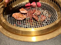-铭牛烧肉·和牛海鲜自助(高新月牙湖店)