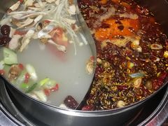 -乐山串串香老火锅(鼓楼店)