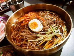 -围炉肉舍•炭烤活鳗•丹东海鲜烤肉(步行街店)