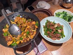 -聚鑫朋酸菜肥肠(九龙仓店)