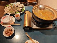 -邹开喜·小海鲜醉鸡煲·潮汕鲜切牛肉店(襄阳北路店)