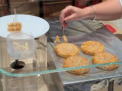 -奇华饼家(香港国际机场T1店)