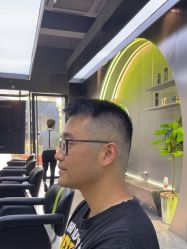 -不迫先生专业男士剪发