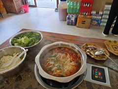 -黄利砖万峰林布依特色酸笋牛肉馆