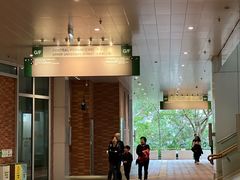-香港大学
