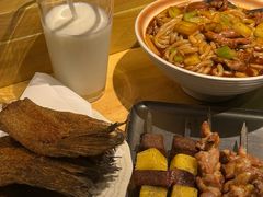 -阿里家·新疆烤肉酒場 by MIG