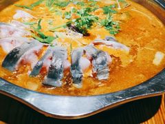 -野山舂·贵州现舂酸汤牛肉(鸿通城店)