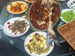 -秦扬居特色菜馆(上王村)