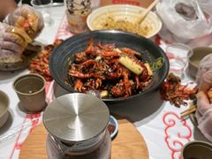 -肥肥虾庄·金牌油焖大虾(汉口城市广场店)