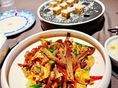 -肆月河豚·新淮扬菜·烤鸭(中关村店)