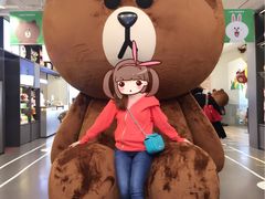 -LINE FRIENDS Garosu-gil Flagship Store
