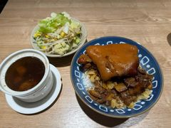 -红猪卤肉饭(大西洋美食城店)