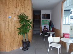 -壹捷汽车服务徐汇店(上海旗舰店·徐汇店)