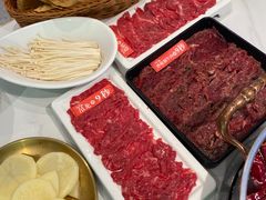 -花田里捞牛火锅(天润店)