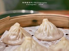 土猪鲜肉小笼包-龍堂蟹黄小笼包(万家丽店)