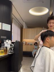 -侨治发型