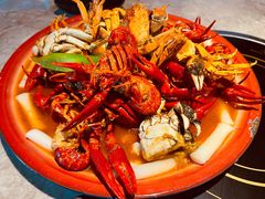 黄焖小龙虾-沪小胖小龙虾(淮海中路旗舰店)