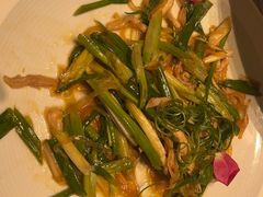 -八府香鸭·啫啫煲(华山路店)