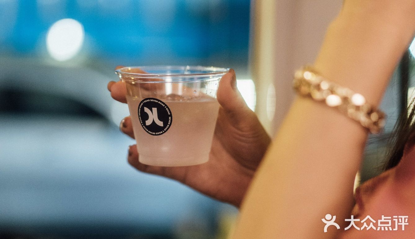 车公庙新晋街头酒馆-7ROAD